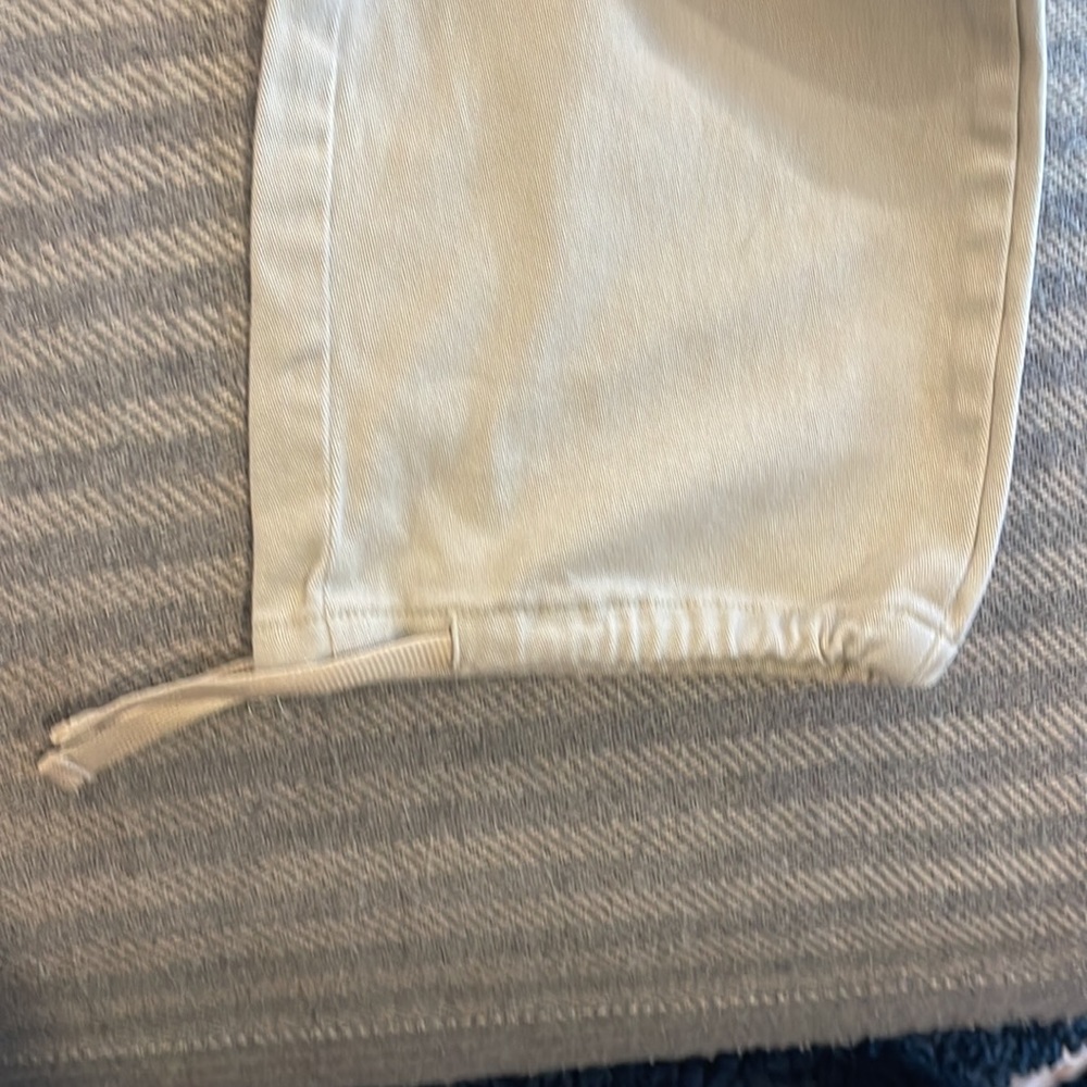 Men’s Forever 21 Pants - Picture 2 of 7